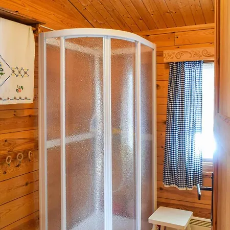 Prázdninový dům 4 Bedroom Stunning In